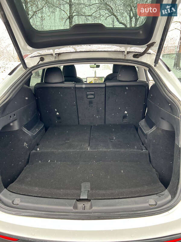 Внедорожник / Кроссовер Tesla Model Y 2021 в Тернополе фото 24 Внедорожник / Кроссовер Tesla Model Y 2021 в Тернополе