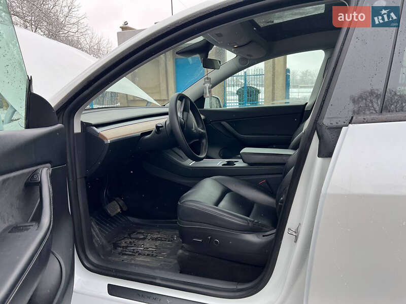 Внедорожник / Кроссовер Tesla Model Y 2021 в Тернополе фото 34 Внедорожник / Кроссовер Tesla Model Y 2021 в Тернополе