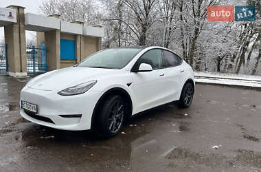Позашляховик / Кросовер Tesla Model Y 2021 в Тернополі
