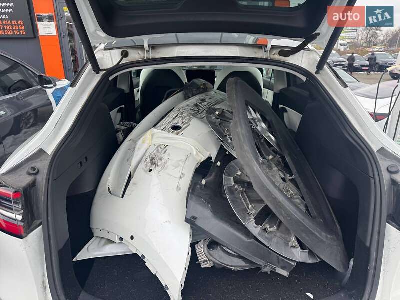 Позашляховик / Кросовер Tesla Model Y 2020 в Львові