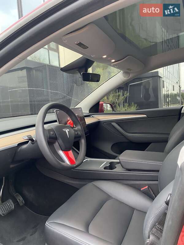 Внедорожник / Кроссовер Tesla Model Y 2023 в Хмельницком фото 18 Внедорожник / Кроссовер Tesla Model Y 2023 в Хмельницком