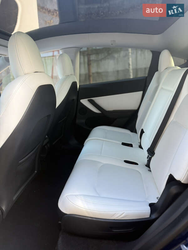 Позашляховик / Кросовер Tesla Model Y 2021 в Харкові фото 19 Позашляховик / Кросовер Tesla Model Y 2021 в Харкові