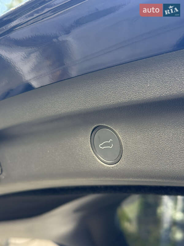 Позашляховик / Кросовер Tesla Model Y 2021 в Харкові фото 22 Позашляховик / Кросовер Tesla Model Y 2021 в Харкові