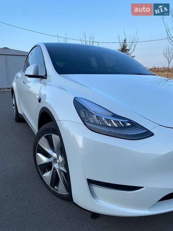 Внедорожник / Кроссовер Tesla Model Y 2021 в Днепре фото 17 Внедорожник / Кроссовер Tesla Model Y 2021 в Днепре