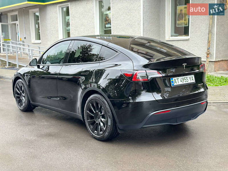 Позашляховик / Кросовер Tesla Model Y 2021 в Коломиї