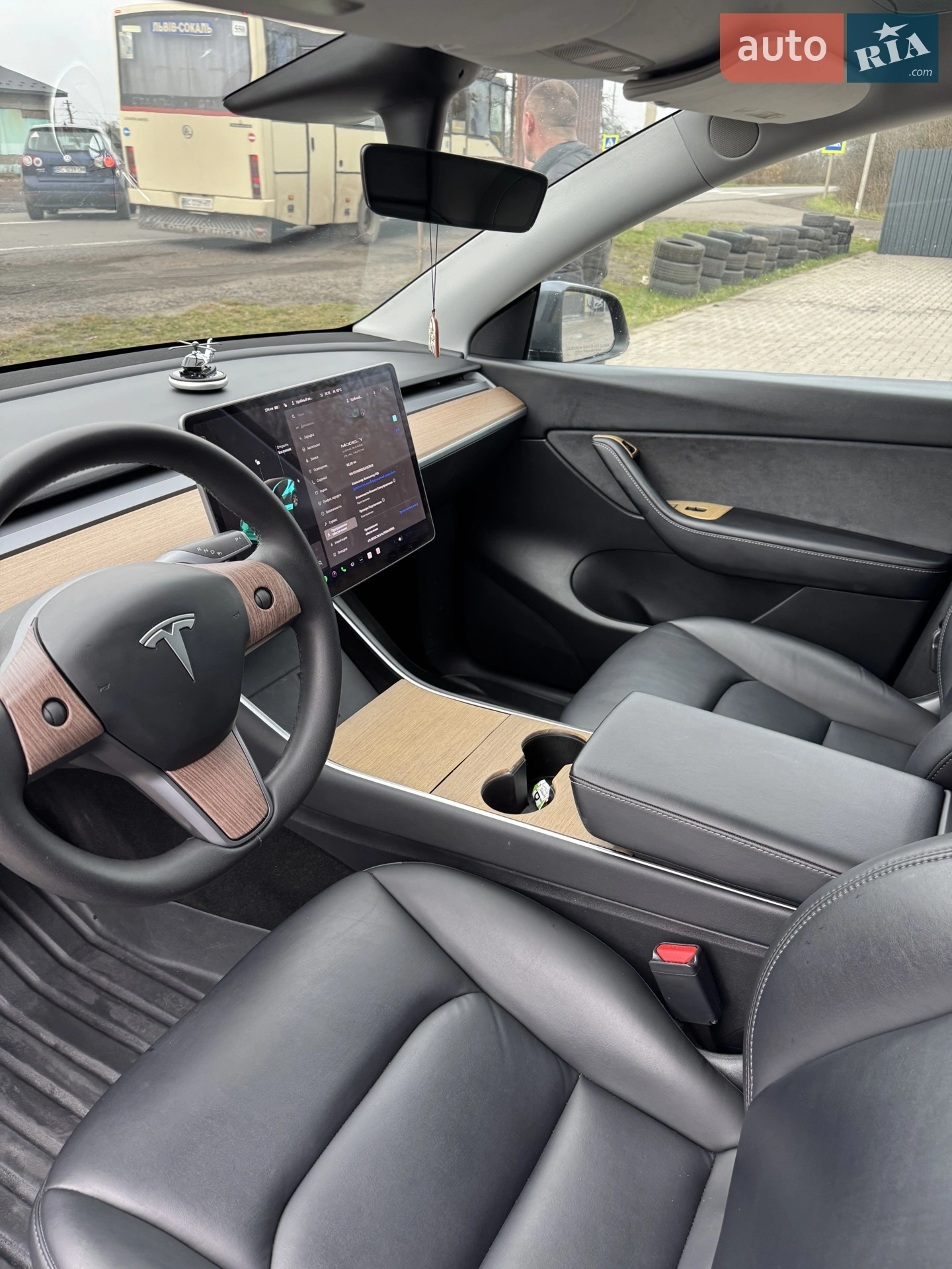 2020 Tesla Model Y - мініатюра 5