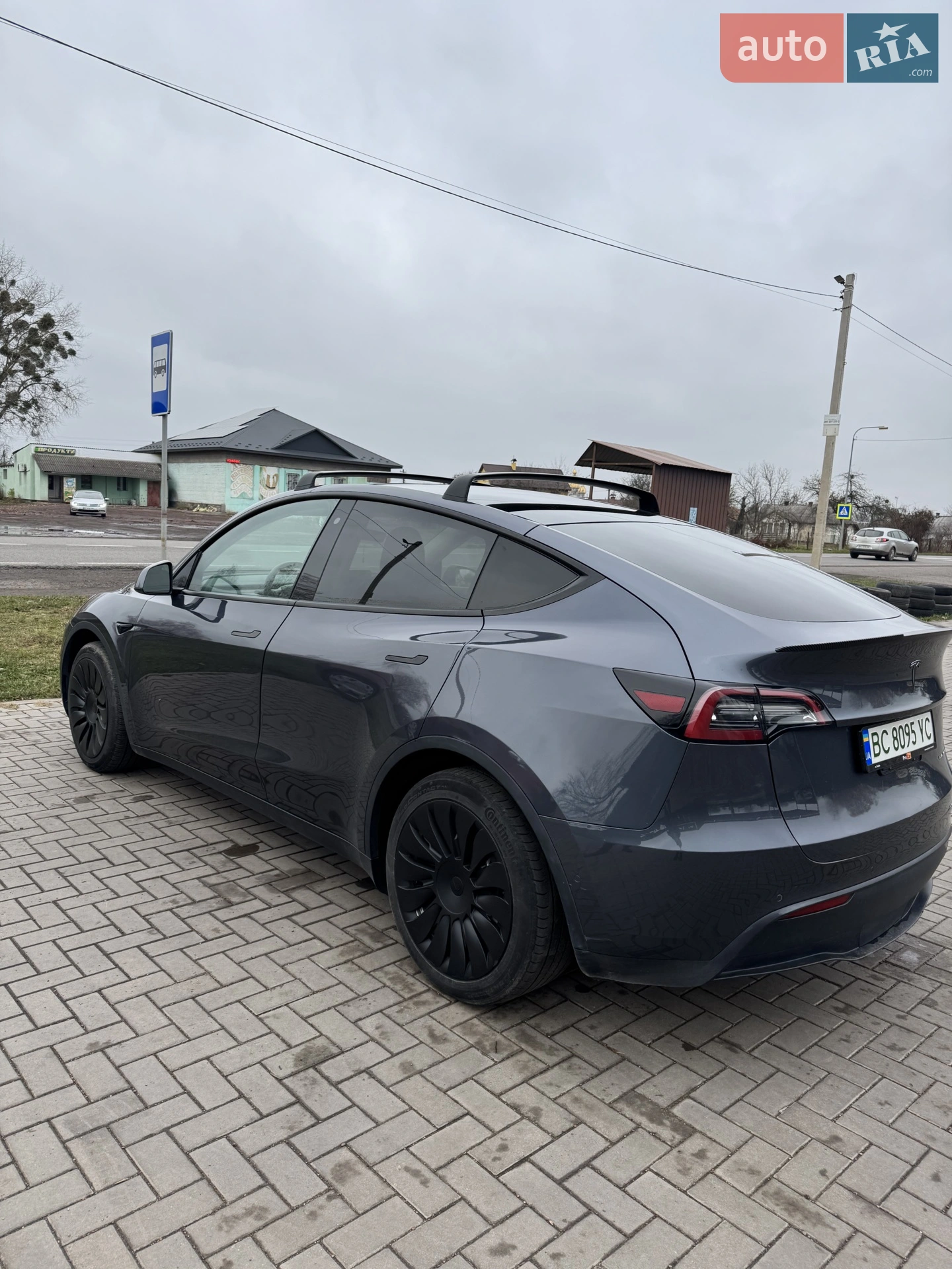 2020 Tesla Model Y - мініатюра 3