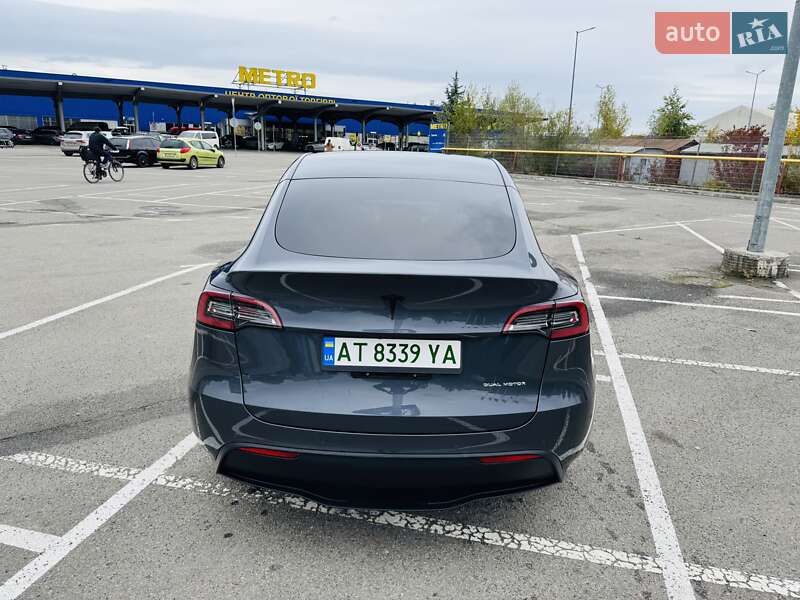 Позашляховик / Кросовер Tesla Model Y 2022 в Івано-Франківську