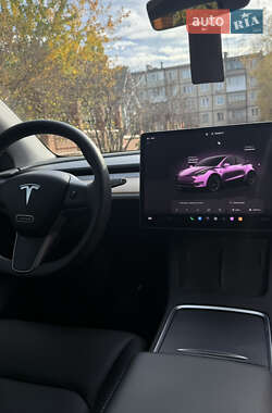 Внедорожник / Кроссовер Tesla Model Y 2023 в Кривом Роге