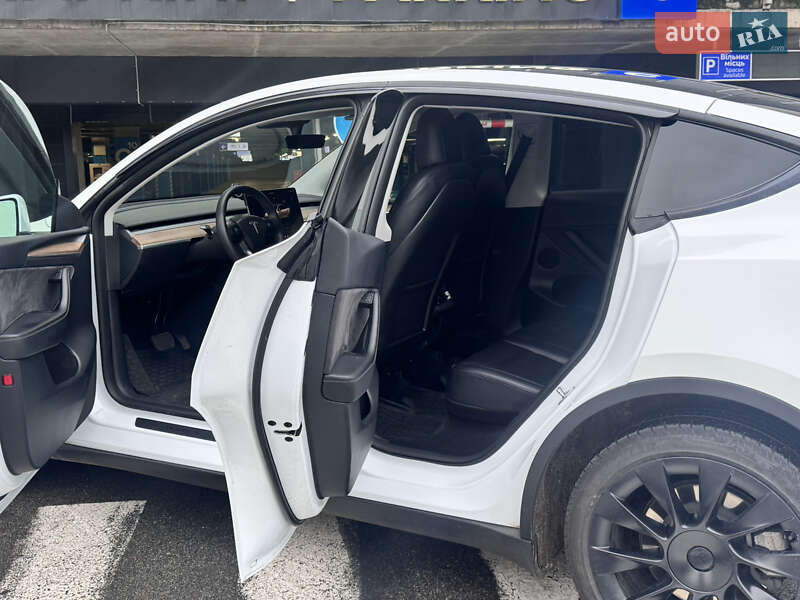 Внедорожник / Кроссовер Tesla Model Y 2023 в Киеве фото 9 Внедорожник / Кроссовер Tesla Model Y 2023 в Киеве