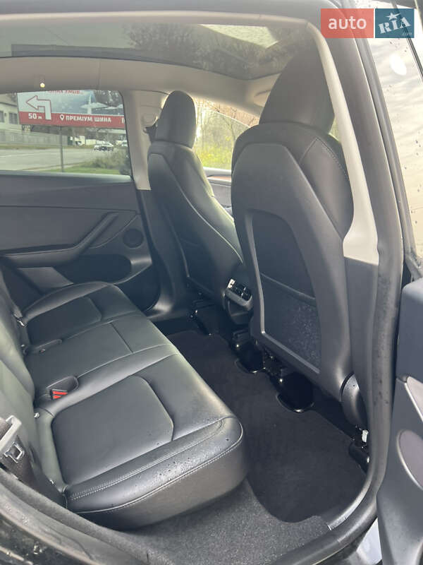 Внедорожник / Кроссовер Tesla Model Y 2023 в Тернополе фото 18 Внедорожник / Кроссовер Tesla Model Y 2023 в Тернополе