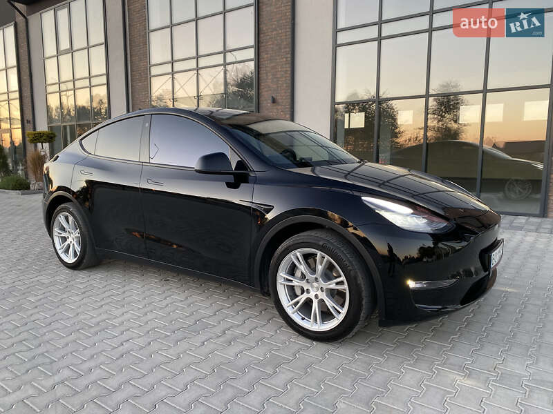 Внедорожник / Кроссовер Tesla Model Y 2021 в Тернополе