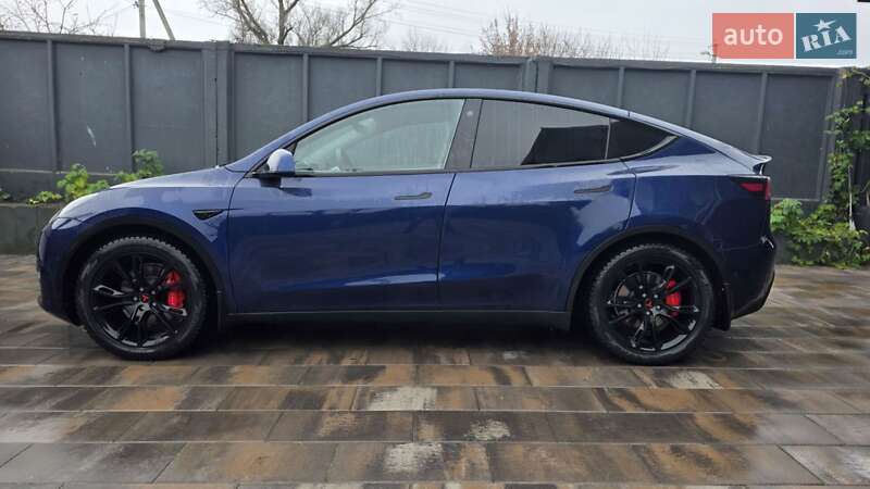Внедорожник / Кроссовер Tesla Model Y 2022 в Киеве