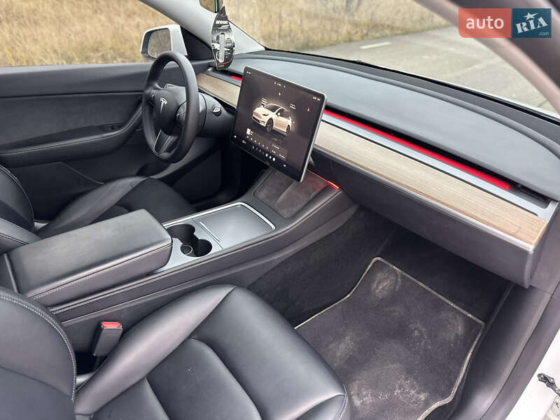 Внедорожник / Кроссовер Tesla Model Y 2022 в Тернополе