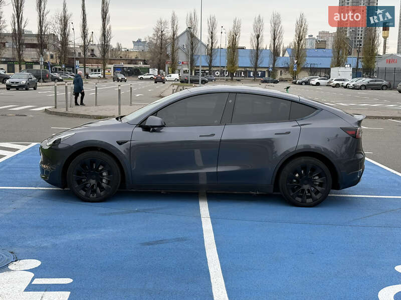 Внедорожник / Кроссовер Tesla Model Y 2023 в Киеве фото 9 Внедорожник / Кроссовер Tesla Model Y 2023 в Киеве