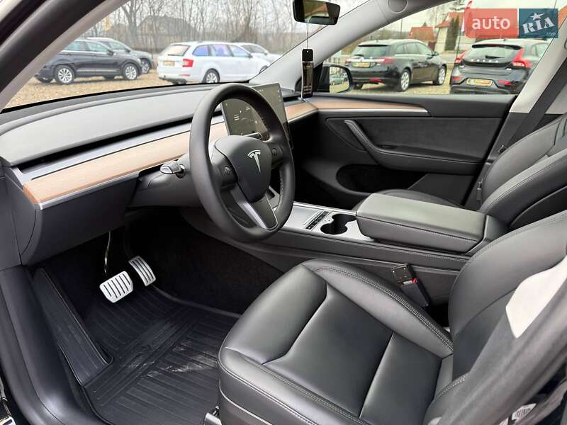 Позашляховик / Кросовер Tesla Model Y 2022 в Коломиї фото 14 Позашляховик / Кросовер Tesla Model Y 2022 в Коломиї