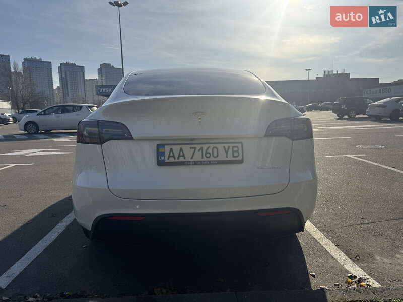 Внедорожник / Кроссовер Tesla Model Y 2023 в Киеве фото 7 Внедорожник / Кроссовер Tesla Model Y 2023 в Киеве