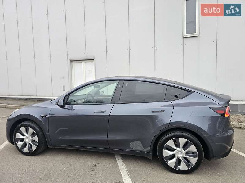 Внедорожник / Кроссовер Tesla Model Y 2023 в Львове