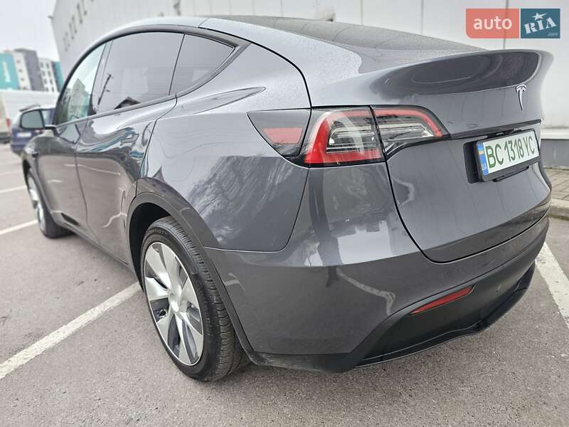 Внедорожник / Кроссовер Tesla Model Y 2023 в Львове