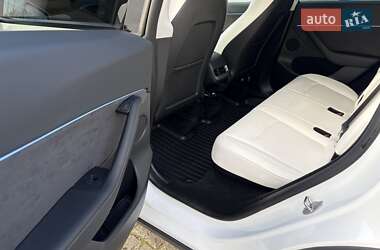 Внедорожник / Кроссовер Tesla Model Y 2023 в Ужгороде