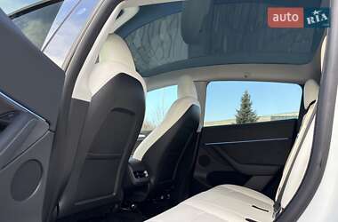 Внедорожник / Кроссовер Tesla Model Y 2023 в Ужгороде