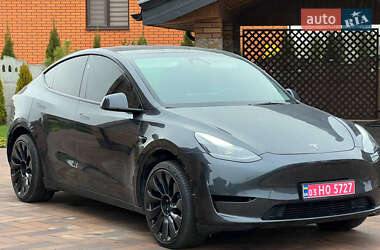 Позашляховик / Кросовер Tesla Model Y 2024 в Луцьку