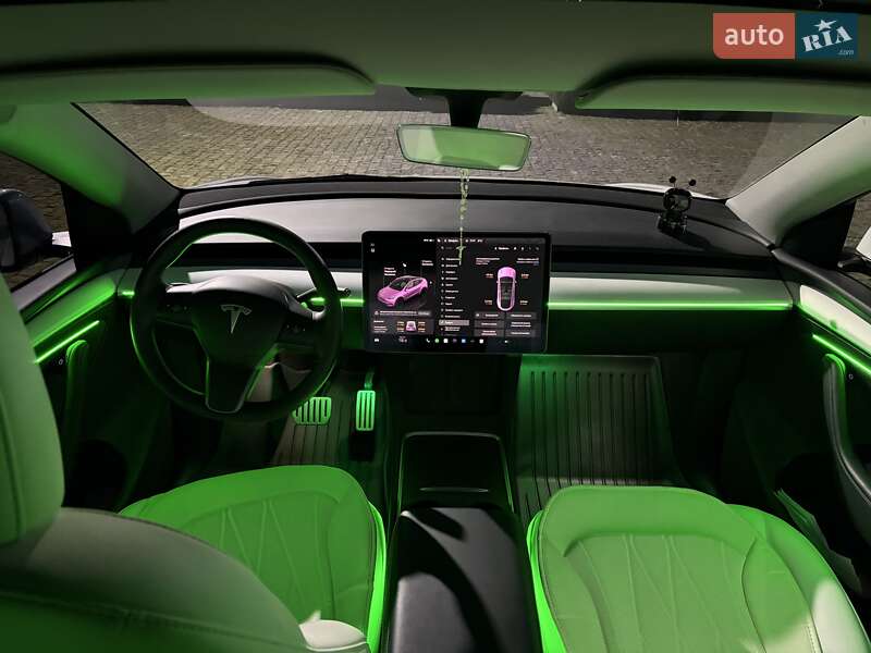 Внедорожник / Кроссовер Tesla Model Y 2023 в Ужгороде фото 33 Внедорожник / Кроссовер Tesla Model Y 2023 в Ужгороде