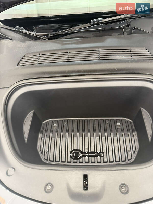 Внедорожник / Кроссовер Tesla Model Y 2022 в Хырове фото 6 Внедорожник / Кроссовер Tesla Model Y 2022 в Хырове