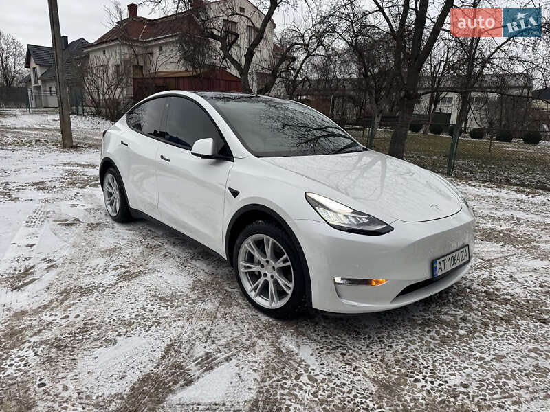 Внедорожник / Кроссовер Tesla Model Y 2021 в Коломые