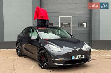 Внедорожник / Кроссовер Tesla Model Y 2025 в Киеве