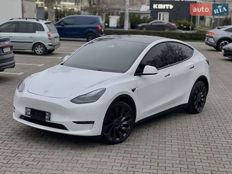 Внедорожник / Кроссовер Tesla Model Y 2023 в Одессе