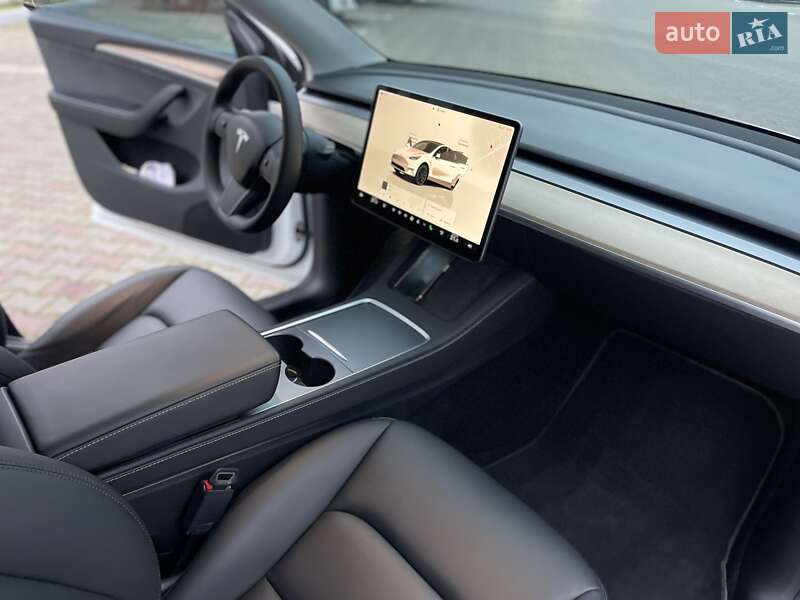 Внедорожник / Кроссовер Tesla Model Y 2023 в Одессе