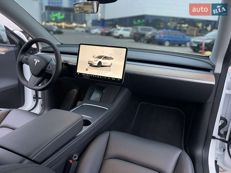 Внедорожник / Кроссовер Tesla Model Y 2023 в Одессе