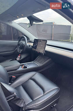 Позашляховик / Кросовер Tesla Model Y 2021 в Києві фото 10 Позашляховик / Кросовер Tesla Model Y 2021 в Києві
