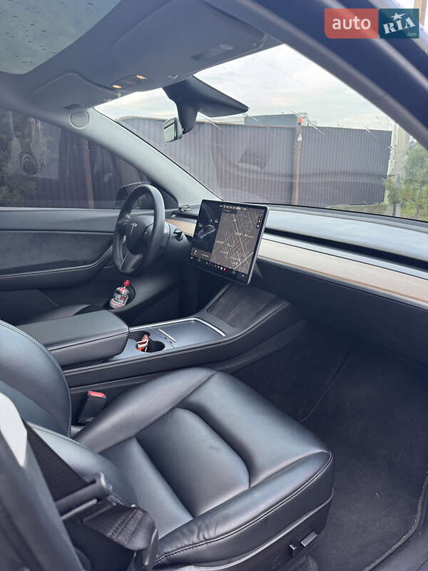 Внедорожник / Кроссовер Tesla Model Y 2021 в Киеве фото 10 Внедорожник / Кроссовер Tesla Model Y 2021 в Киеве