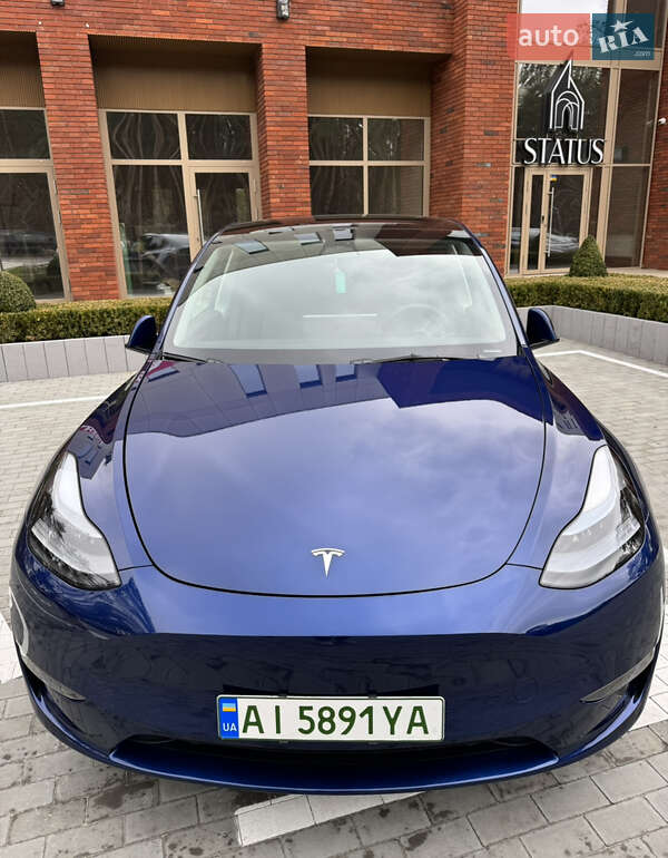 Внедорожник / Кроссовер Tesla Model Y 2023 в Киеве