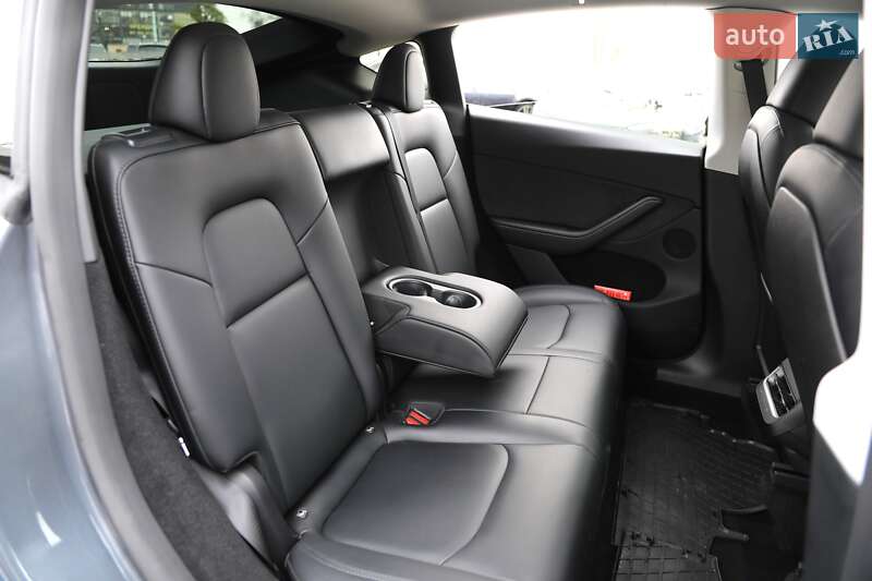 Внедорожник / Кроссовер Tesla Model Y 2023 в Харькове