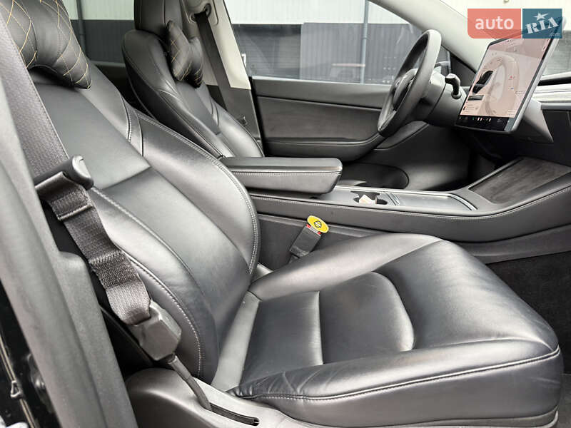 Внедорожник / Кроссовер Tesla Model Y 2021 в Виннице