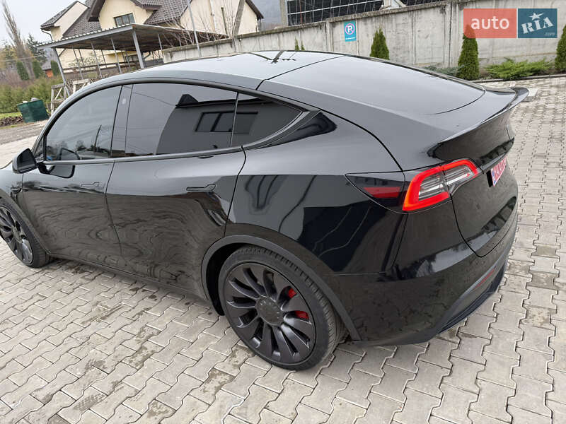 Внедорожник / Кроссовер Tesla Model Y 2021 в Виннице