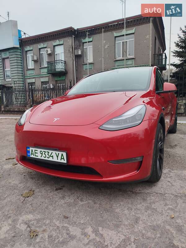 Позашляховик / Кросовер Tesla Model Y 2023 в Кам'янському