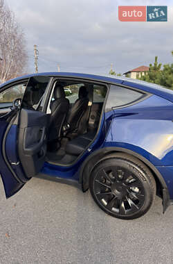 Внедорожник / Кроссовер Tesla Model Y 2022 в Днепре