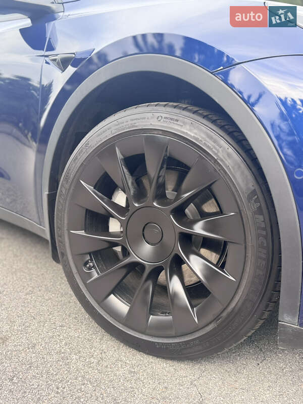 Внедорожник / Кроссовер Tesla Model Y 2022 в Днепре фото 43 Внедорожник / Кроссовер Tesla Model Y 2022 в Днепре
