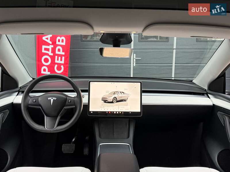 Внедорожник / Кроссовер Tesla Model Y 2024 в Киеве