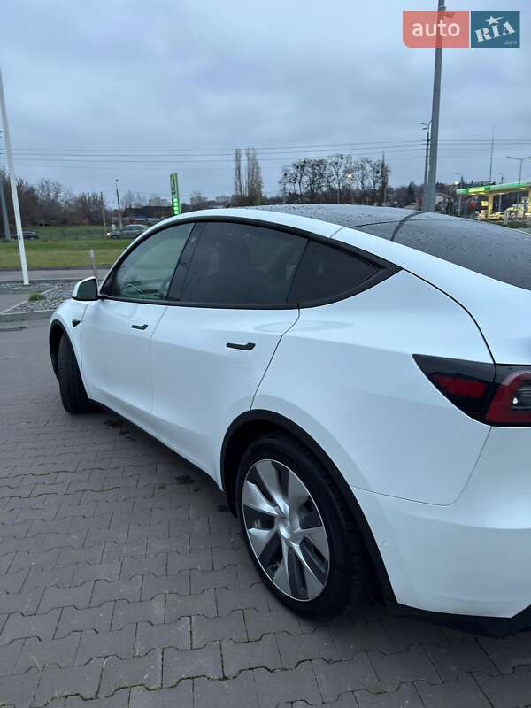 Внедорожник / Кроссовер Tesla Model Y 2021 в Харькове