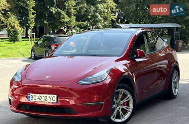 Внедорожник / Кроссовер Tesla Model Y 2021 в Львове