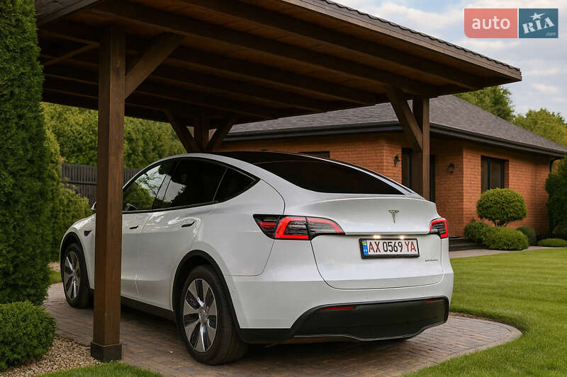 Внедорожник / Кроссовер Tesla Model Y 2020 в Киеве фото 32 Внедорожник / Кроссовер Tesla Model Y 2020 в Киеве