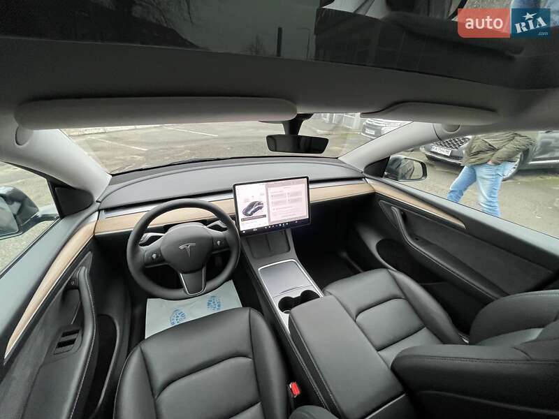 Внедорожник / Кроссовер Tesla Model Y 2024 в Киеве фото 19 Внедорожник / Кроссовер Tesla Model Y 2024 в Киеве