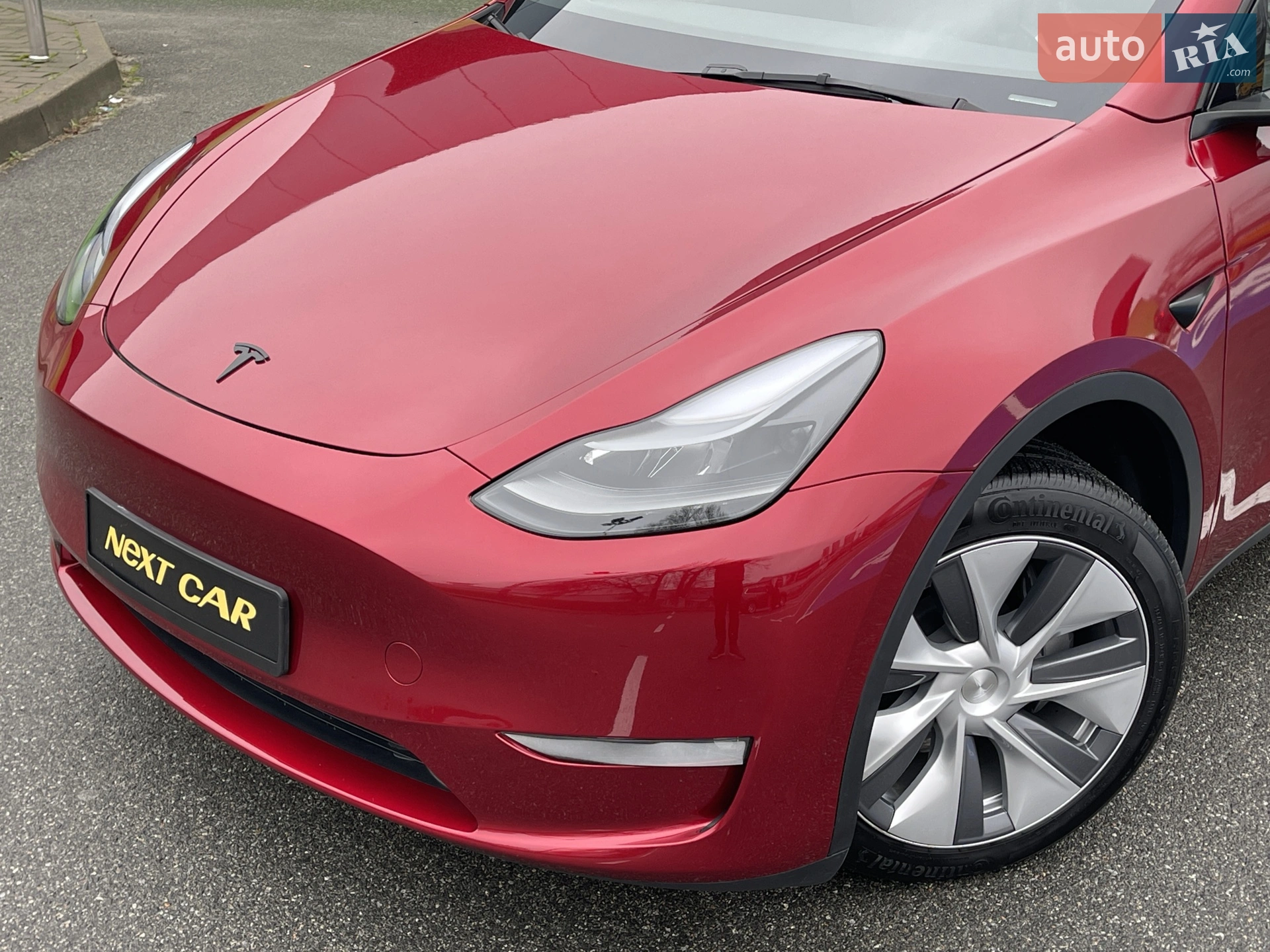 2024 Tesla Model Y - мініатюра 3