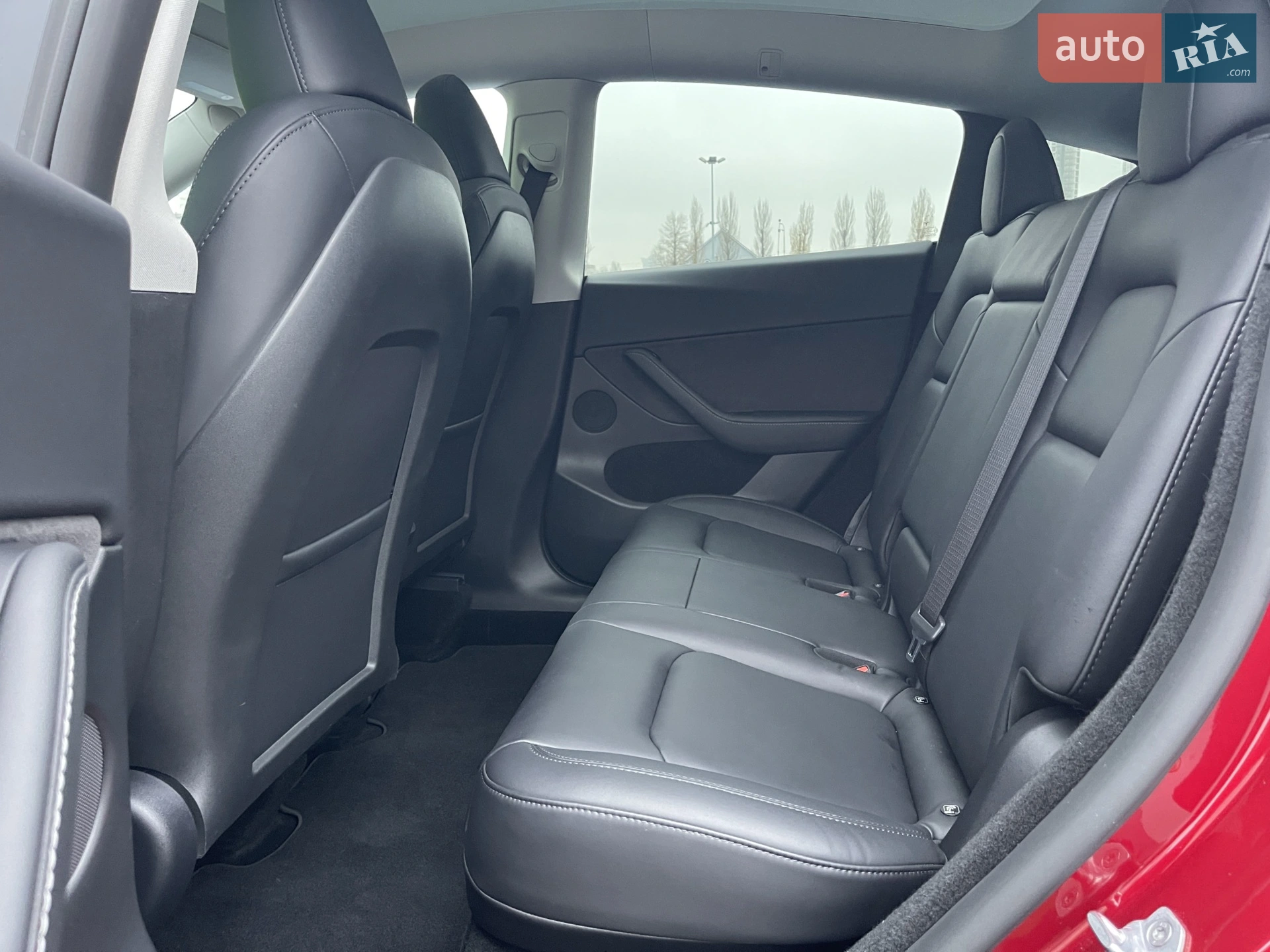 2024 Tesla Model Y - мініатюра 38