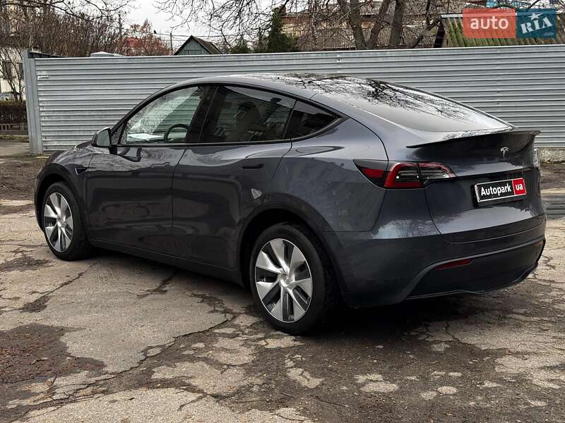 Позашляховик / Кросовер Tesla Model Y 2023 в Харкові